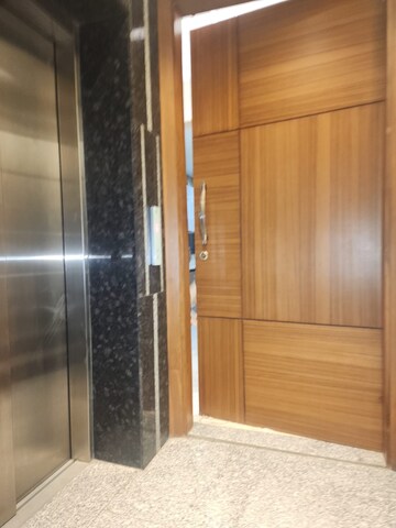 Bathroom in 3.5 BHK Builder Floor at Dlf Phase ii – for Rent