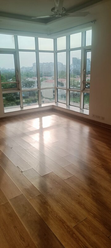 2 BHK Apartment For Rent in Jaypee Greens Star Court, Jaypee Greens