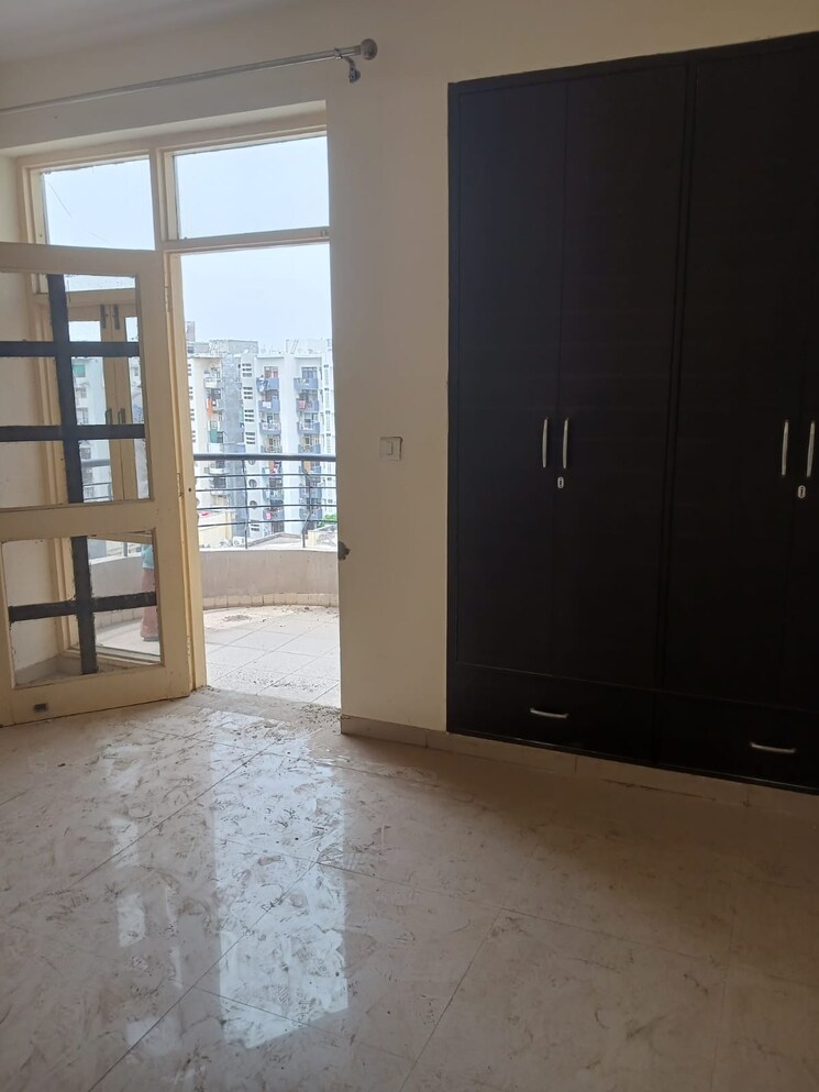 Room, omaxe-heights 3 Bedroom 954 Sq.Ft. Apartment In Sector 86 Faridabad 8994504