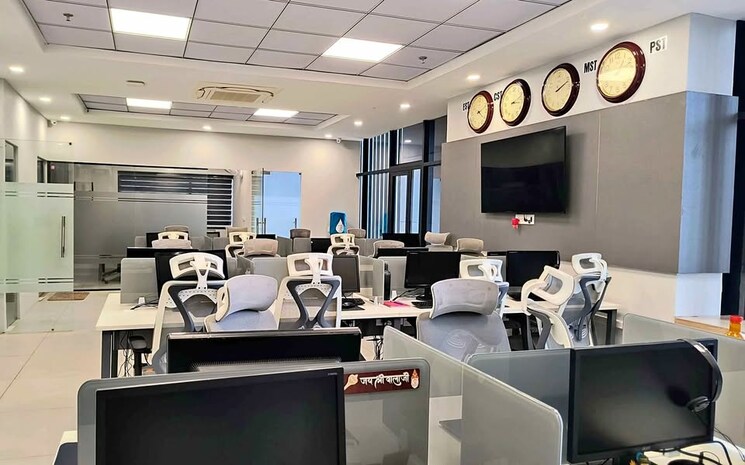 Team Area, ab road Commercial Office Space 1800 Sq.Ft. In Ab Road Indore 8994506