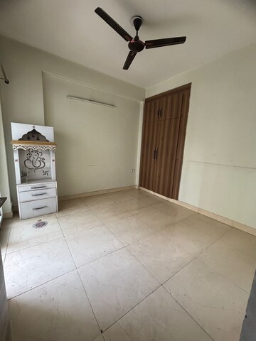 Room in 2 BHK Apartment at Mahagun Mahagunpuram, Shastri Nagar – for Sale
