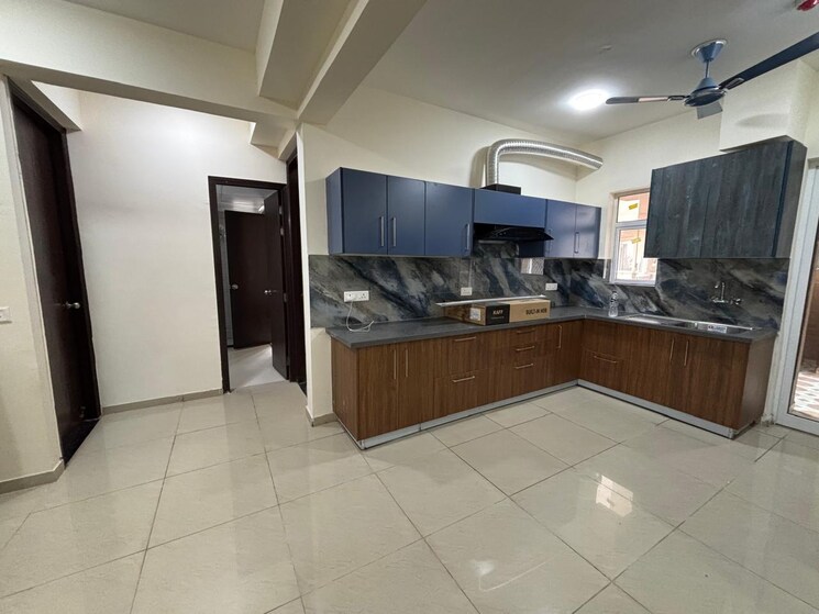 Kitchen, landcraft-golf-links 4 Bedroom 2304 Sq.Ft. Apartment In Pandav Nagar Ghaziabad 8994578