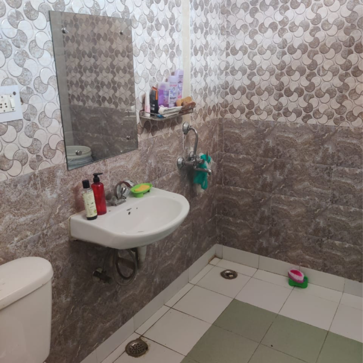 Bathroom, sector 21 3.5 Bedroom 1500 Sq.Ft. Villa In Sector 21 Gurgaon 8994607