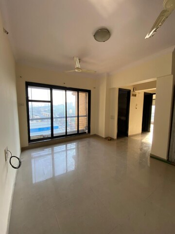 Room in 1 BHK Apartment at Lalani Residency, Kavesar – for Rent