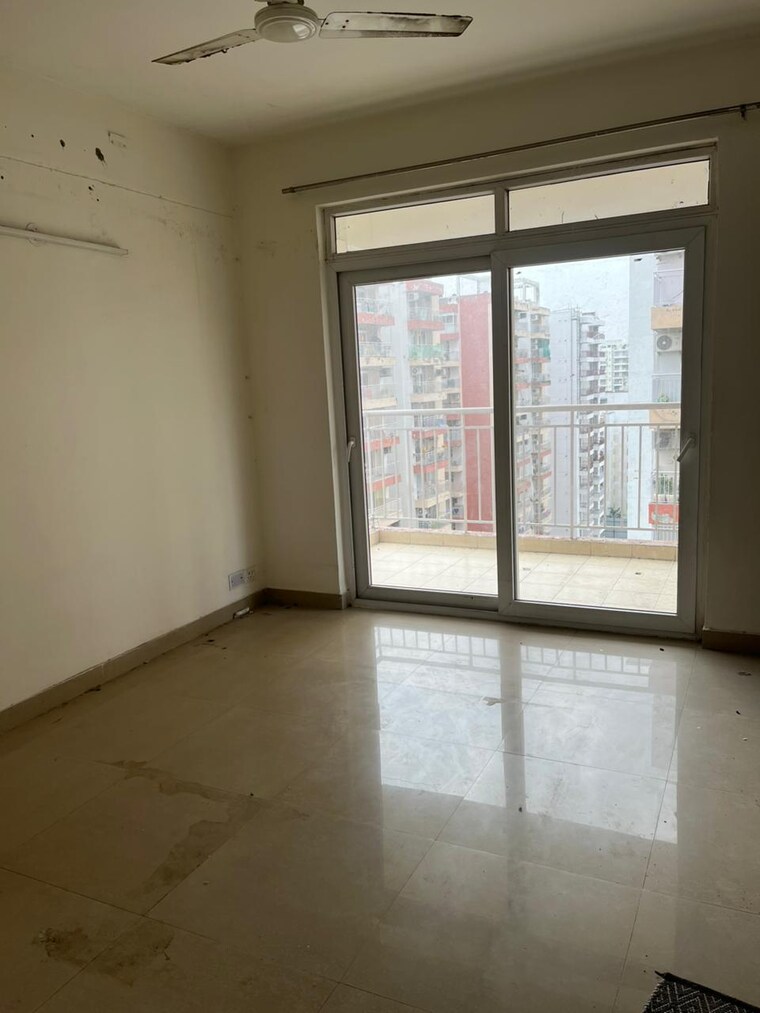 Room, klj-greens 2.5 Bedroom 1343 Sq.Ft. Apartment In Sector 77 Faridabad 8994620