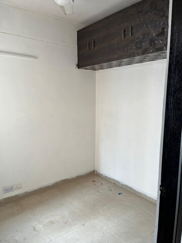 Room in 2.5 BHK Apartment at KLJ Greens, Sector 77 – for Sale
