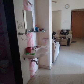 Bathroom in 2 BHK Apartment at Magarpatta Trillium, Magarpatta City – for Rent