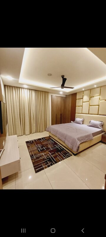 Bedroom in 6 BHK Penthouse at Samiah Media Village, Phi Iv Greater Noida – for Rent