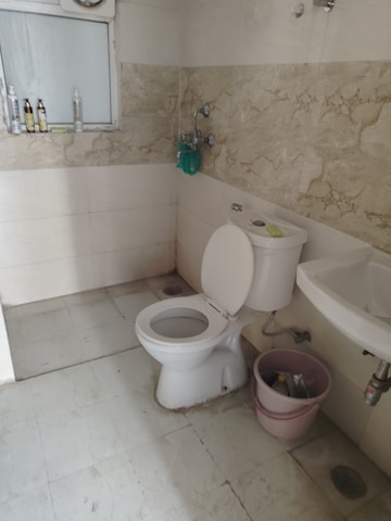 Bathroom in 3 BHK Apartment at Fusion Homes, Tech Zone 4 Greater Noida – for Rent