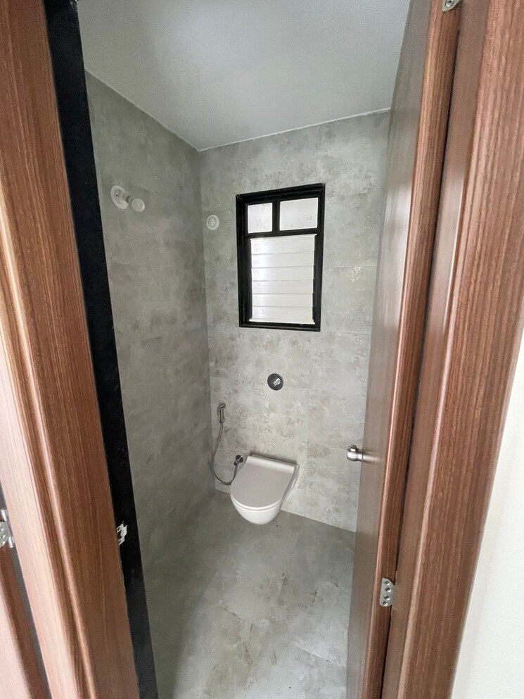 Bathroom, unique-youtopia 2 Bedroom 765 Sq.Ft. Apartment In Kharadi Pune 8994695