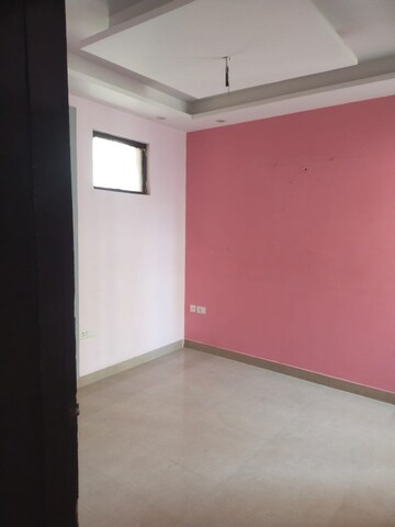 Room in 2 BHK Apartment at Aditya Urban Homes, Shahpur Bamheta – for Rent