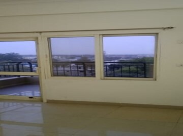 Parking in 2.5 BHK Apartment at Sector 95 – for Sale