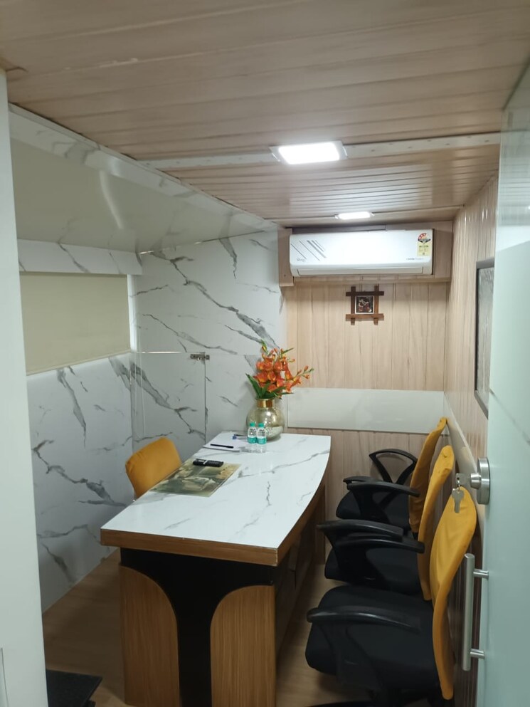 Team Area, relcon-house Commercial Office Space 1000 Sq.Ft. In Vile Parle East Mumbai 8994701