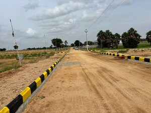  Plot – Garden View at Siri Mahagiri Golden City New, Yacharam - for Sale