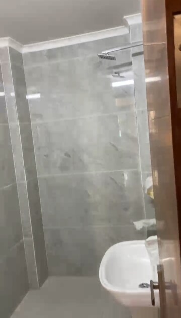 Bathroom in 2 BHK Builder Floor at RPS Palm Drive, Sector 88 – for Rent
