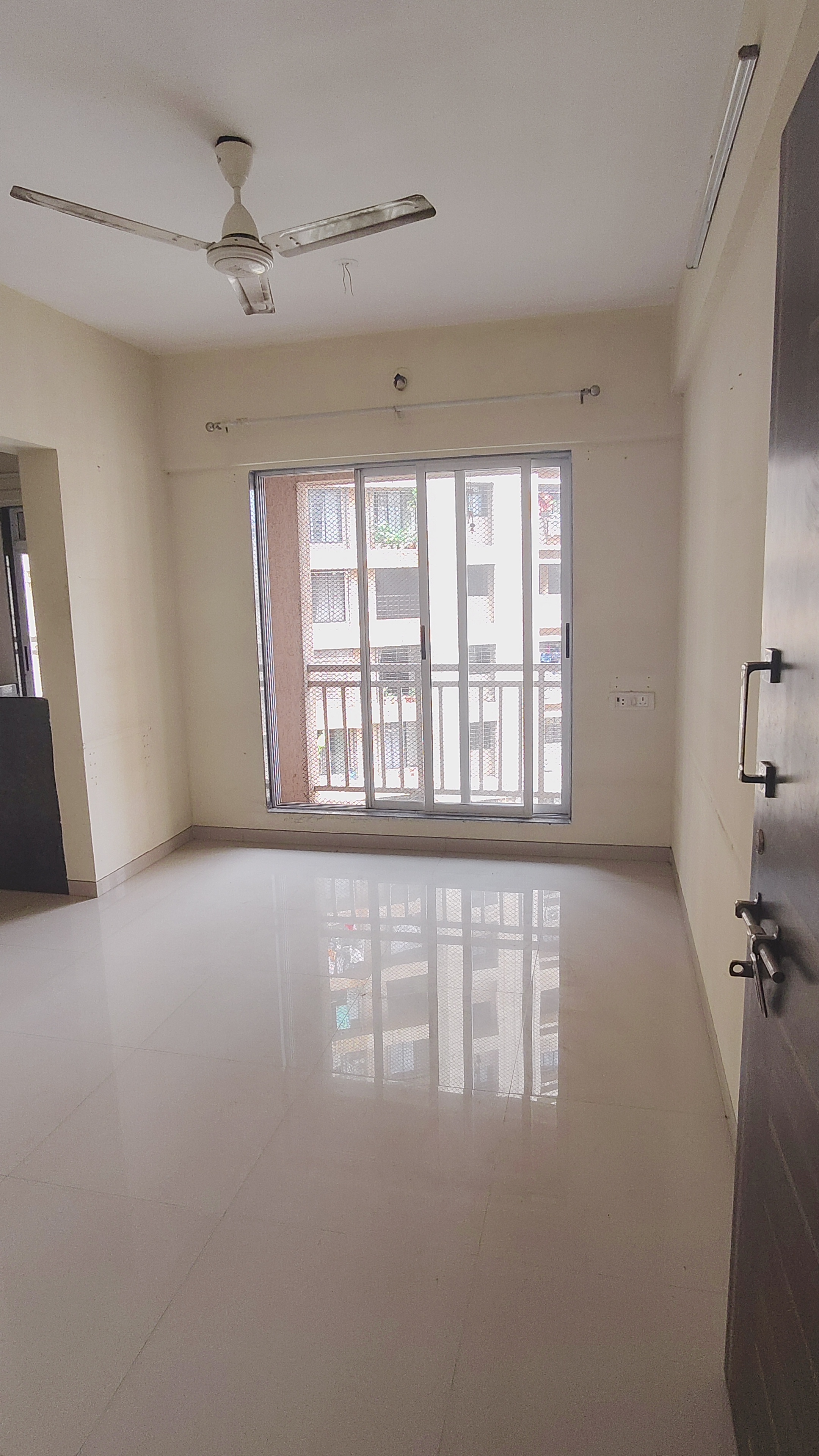 1 BHK Apartment For Rent in Laabh Shubh Sanket Complex
