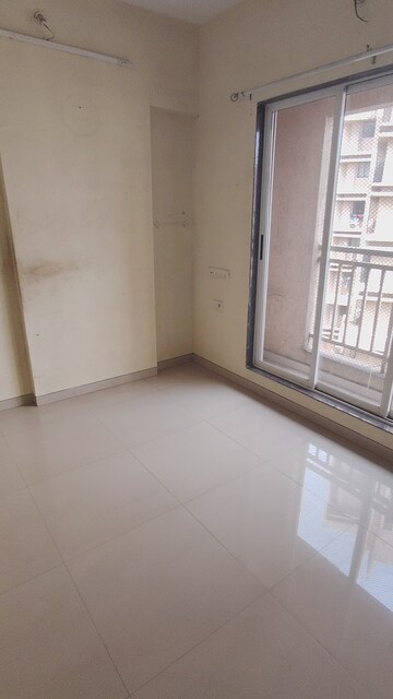 Room in 1 BHK Apartment at Laabh Shubh Sanket Complex, Ghodbunder Road – for Rent