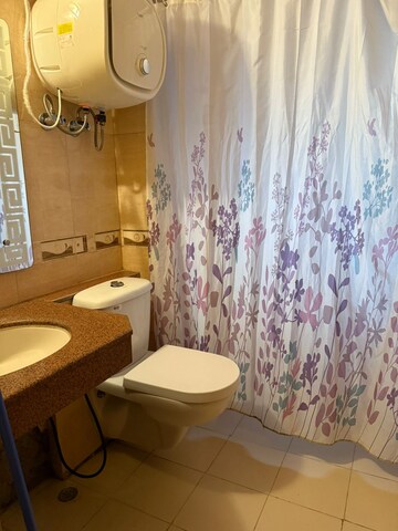 Team Area in 3 BHK Apartment at Army Sispal Vihar, Sector 49 – for Rent