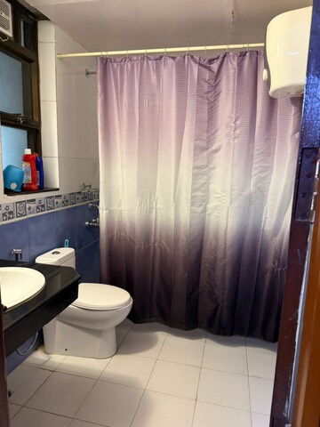 Washroom in 3 BHK Apartment at Army Sispal Vihar, Sector 49 – for Rent