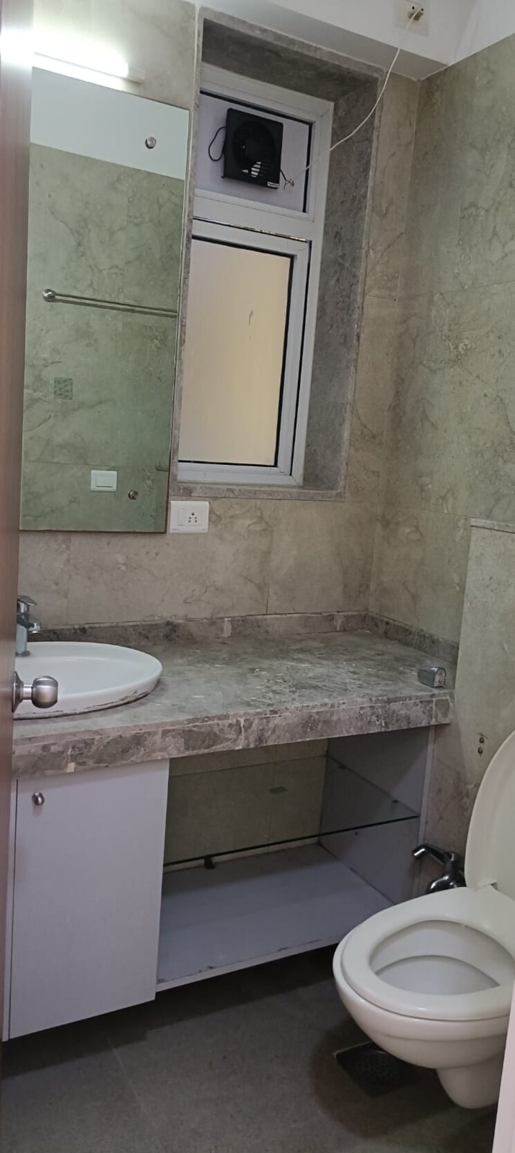 Bathroom, l-t-crescent-bay-t2 2 Bedroom 900 Sq.Ft. Apartment In Parel Mumbai 8994802