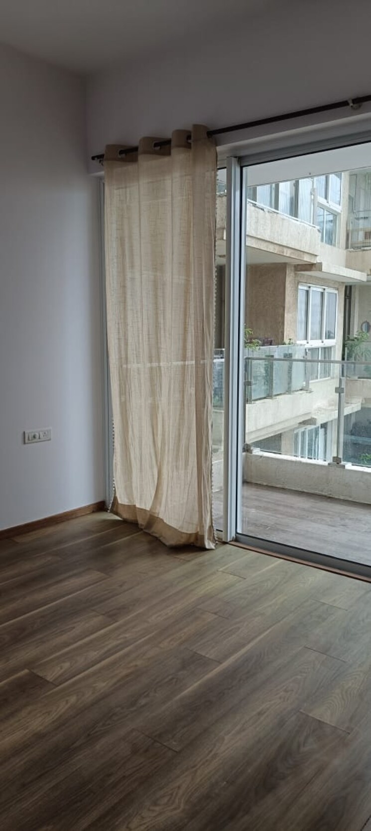 Room, l-t-crescent-bay-t2 2 Bedroom 900 Sq.Ft. Apartment In Parel Mumbai 8994802