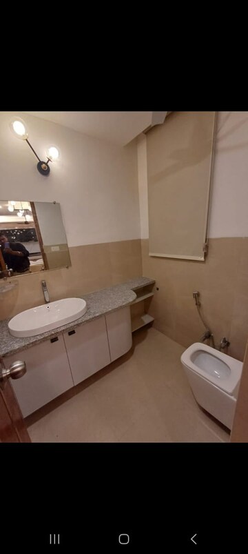 Team Area in 1 BHK Apartment at Purvanchal Royal City, Chi V Greater Noida – for Rent