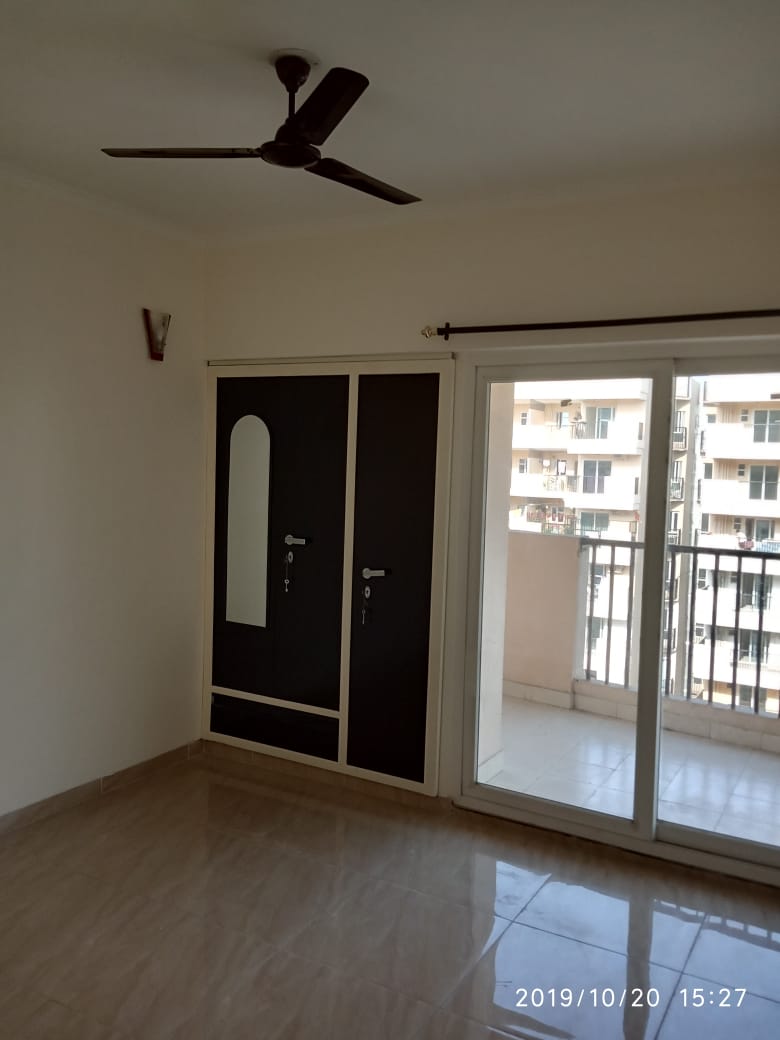 4 BHK + Extra Room Apartment For Sale in Migsun Vilaasa