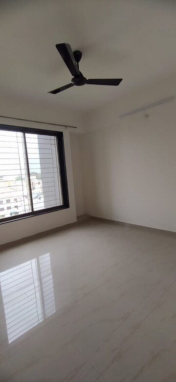 Room in 2 BHK Apartment at Aundh – for Rent