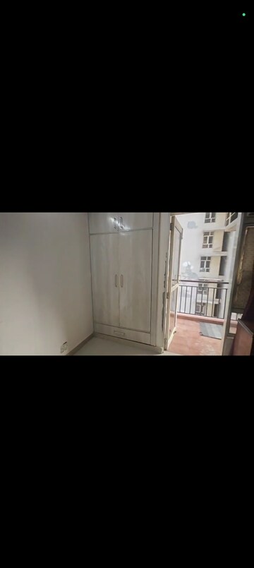 Room in 2 BHK Apartment at Ascent Savy Ville De, Raj Nagar Extension – for Rent
