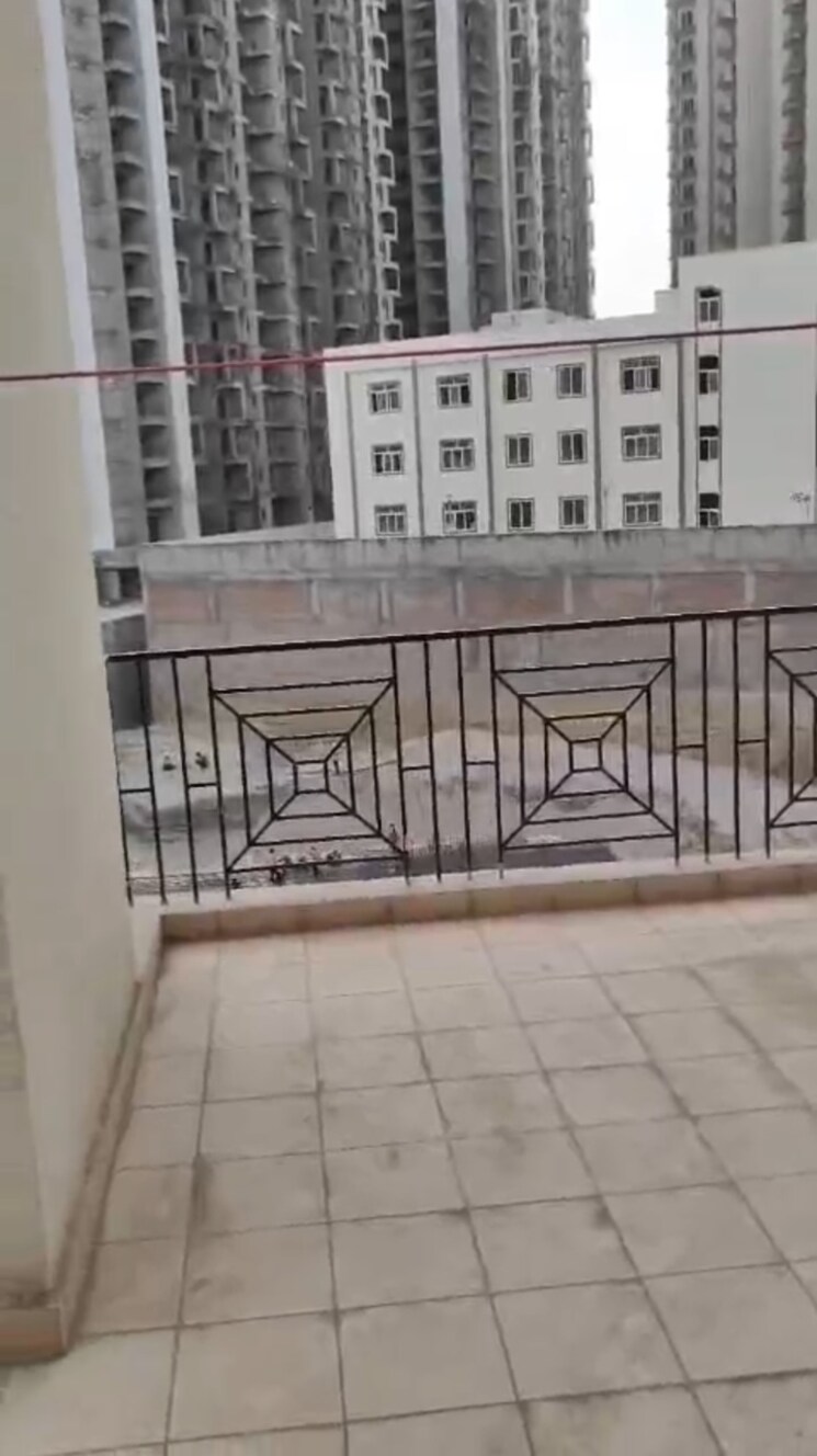 Balcony, amrapali-dream-valley 3 Bedroom 1690 Sq.Ft. Villa In Tech Zone 4 Greater Noida Greater Noida 8994789