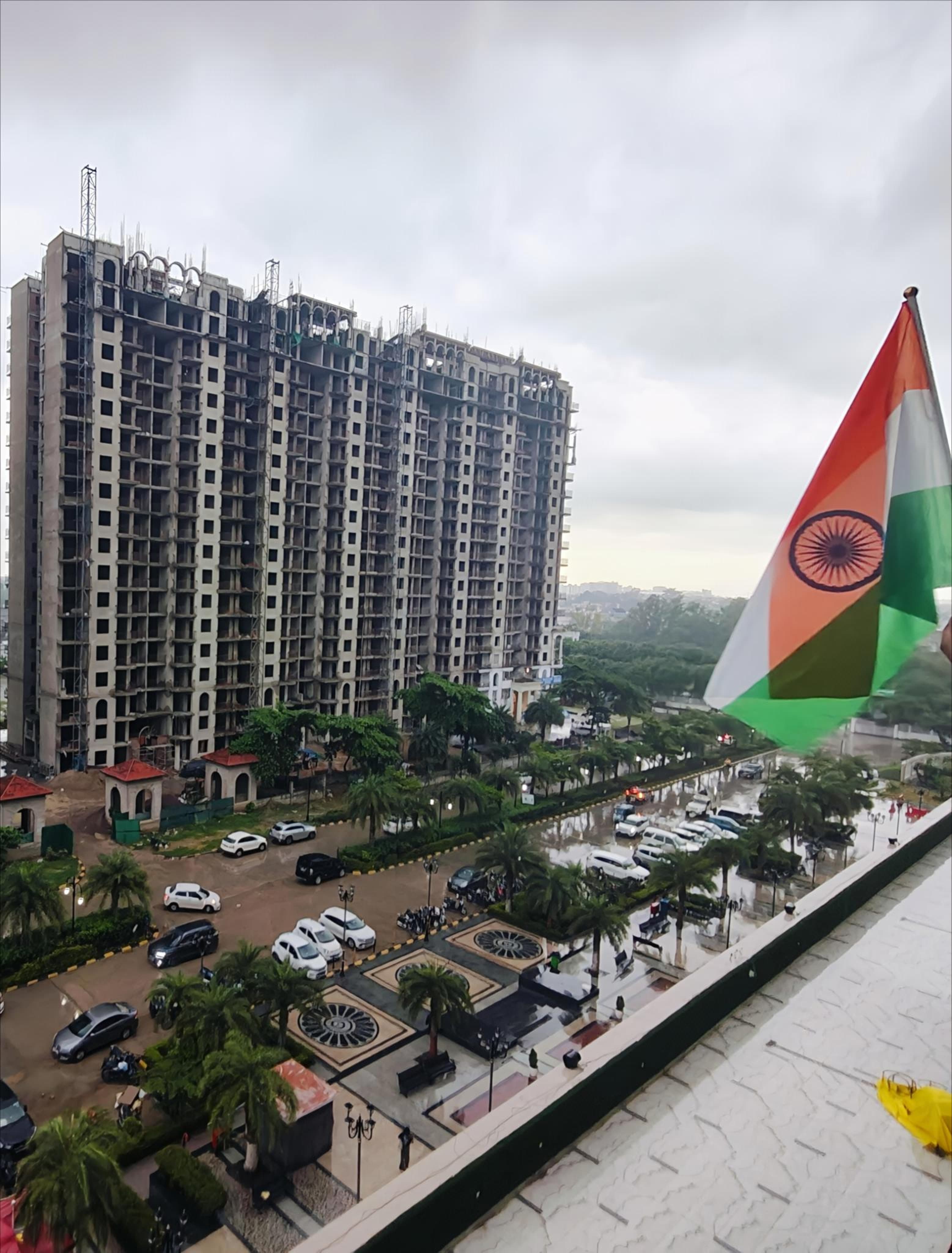 3 BHK Apartment For Sale in Grand Omaxe