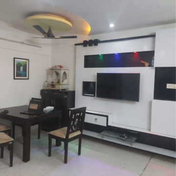 Team Area in 2 BHK Apartment at Amanora Neo Towers, Amanora Park Town – for Rent