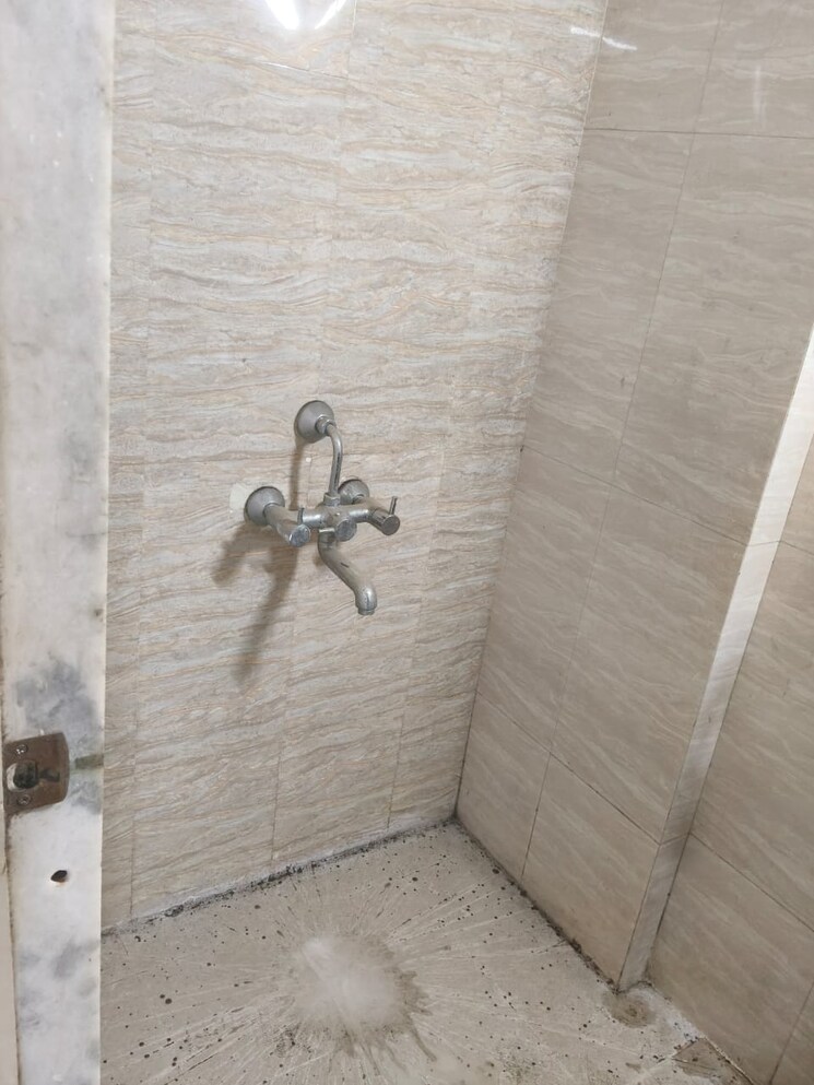 Bathroom, rosa-elite 1 Bedroom 438 Sq.Ft. Apartment In Bhayandarpada Thane 8994838