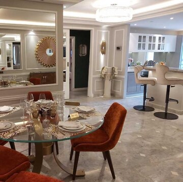 Living Room in 5 BHK Apartment at Ahuja Towers, Prabhadevi – for Rent