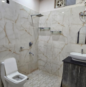 Bathroom in 2 BHK Independent House at Gomti Nagar – for Rent