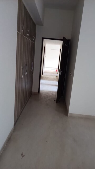 Room in 3 BHK Apartment at Puri Aanandvilas, Sector 81 – for Rent