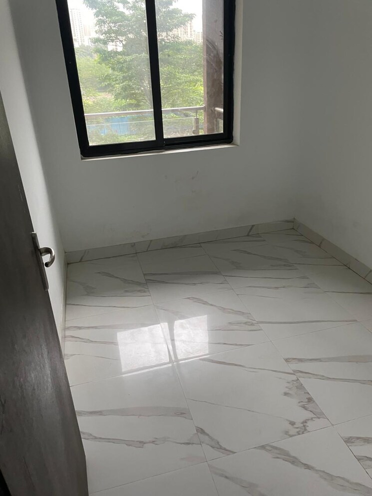 Room, dhokali 1.5 Bedroom 680 Sq.Ft. Apartment In Dhokali Thane 8995002