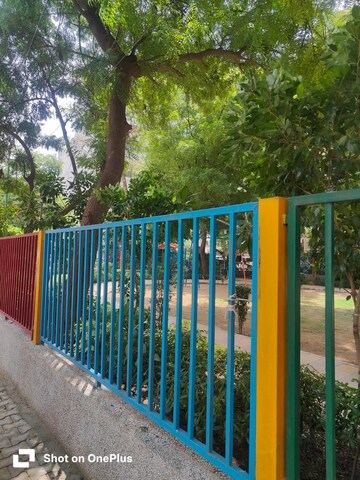 Balcony in 3 BHK Builder Floor at Unitech Arcadia, South City 2 – for Rent