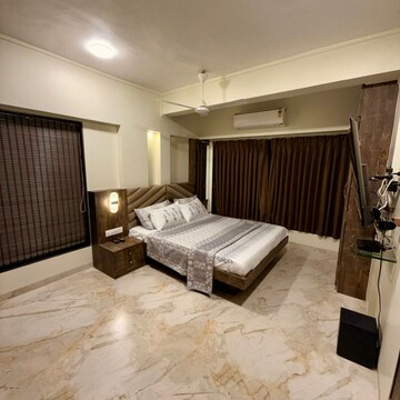 Living Room in 3 BHK Apartment at Amal Juhu Sheetal CHS Vile Parle, Gulmohar Road – for Rent