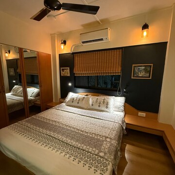 Bedroom in 3 BHK Apartment at Amal Juhu Sheetal CHS Vile Parle, Gulmohar Road – for Rent