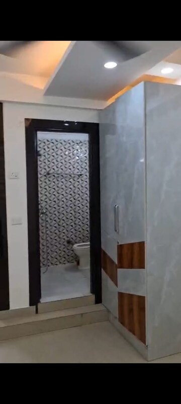 Bathroom in 2 BHK Builder Floor at Vaishali Sector 2 – for Sale