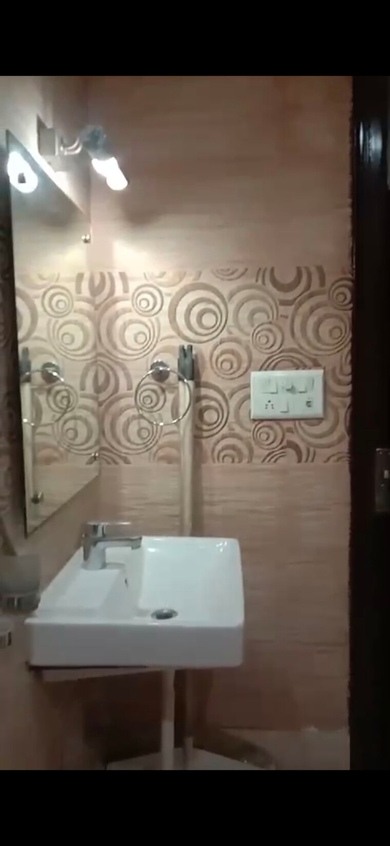 undefined, puri-pp-city-centre 3.5 Bedroom 100 Sq.Yd. Builder Floor In Pitampura Delhi 8995066