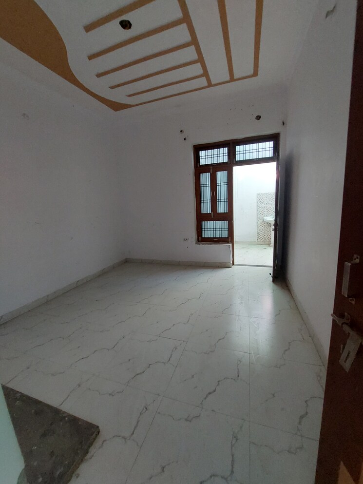 Room, indira nagar 2 Bedroom 1500 Sq.Ft. Villa In Indira Nagar Lucknow 8995000