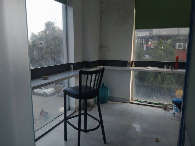 Balcony, netaji subhash place Commercial Office Space 2453 Sq.Ft. In Netaji Subhash Place Delhi 8995056