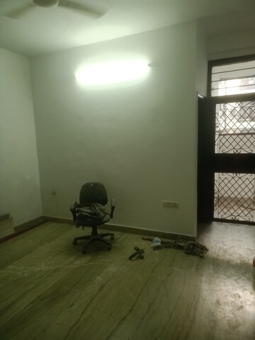Room in 2 BHK Builder Floor at Vasant Kunj Enclave – for Rent