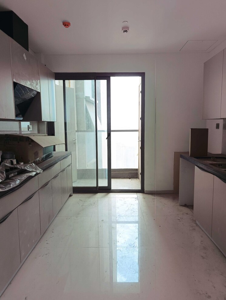 Kitchen, rustomjee-crown 5 Bedroom 3090 Sq.Ft. Apartment In Prabhadevi Mumbai 8995020