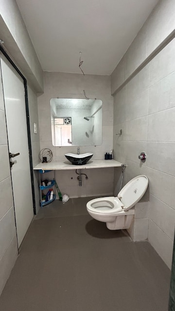 Bathroom in 3 BHK Apartment at Yarrow Apartment, Powai – for Rent