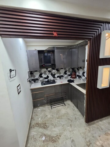 Parking in 2 BHK Apartment at Geotech Pristine Avenue, Sector 16c Greater Noida – for Rent