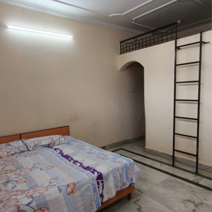 Bedroom, sector 23 2.5 Bedroom 1200 Sq.Ft. Villa In Sector 23 Gurgaon 8995204