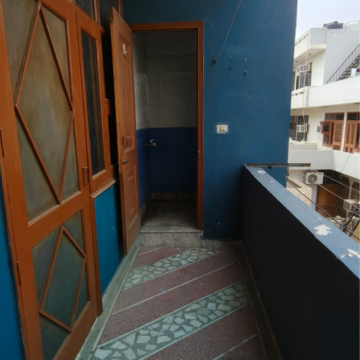 2.5 BHK Villa – Entrance View at Sector 23 - for Rent